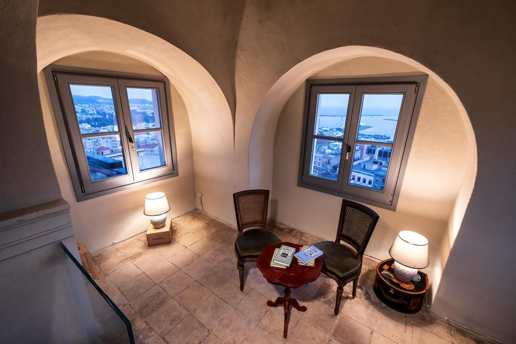 Palazzo Boyl 1840 Hotel กาญารี ภายนอก รูปภาพ